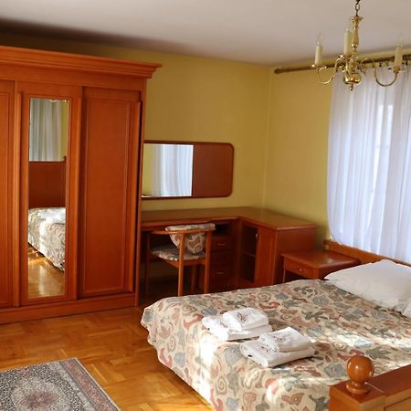 Hotel Rytwiany Palac エクステリア 写真