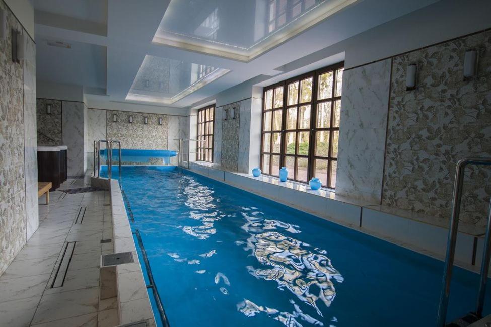 Hotel Rytwiany Palac エクステリア 写真