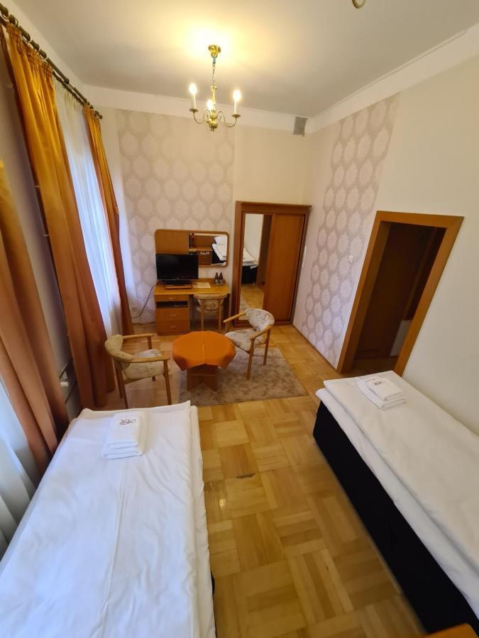 Hotel Rytwiany Palac エクステリア 写真