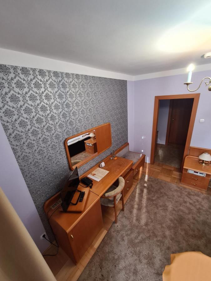 Hotel Rytwiany Palac エクステリア 写真