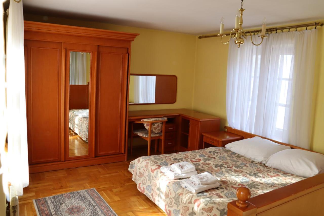 Hotel Rytwiany Palac エクステリア 写真
